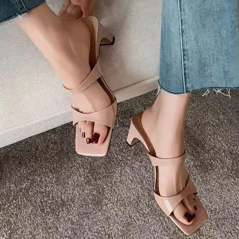 2024 Summer New Women's Slippers Square Toe Elegant Narrow Strap Solid Color Casual Sandals Women's Dress Shoes Large Size 43