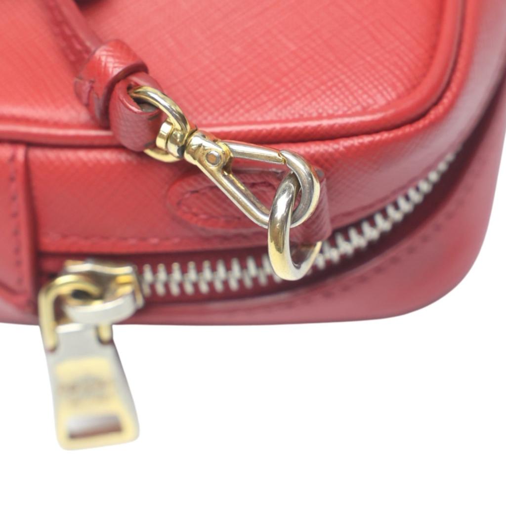 Prada Camera Vitello Phoenix Shoulder Bag Leather Red Women 1N1674 Used