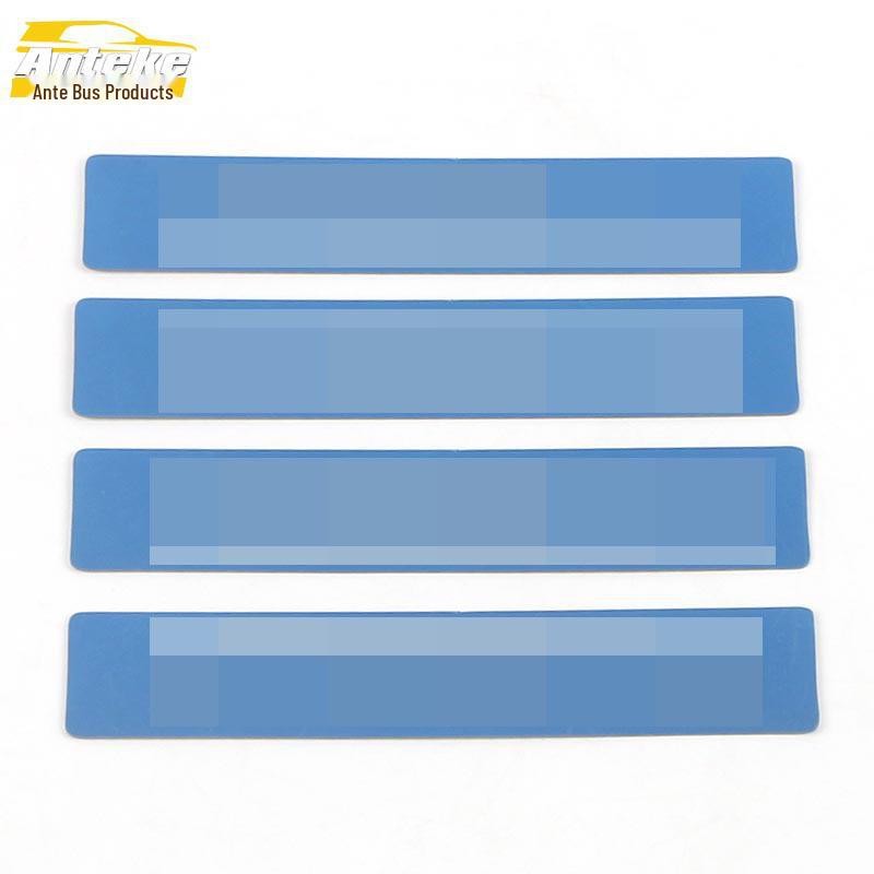 

Декоративные наклейки для защиты от ударов на двери и подлокотники Tesla Model Y 2021.