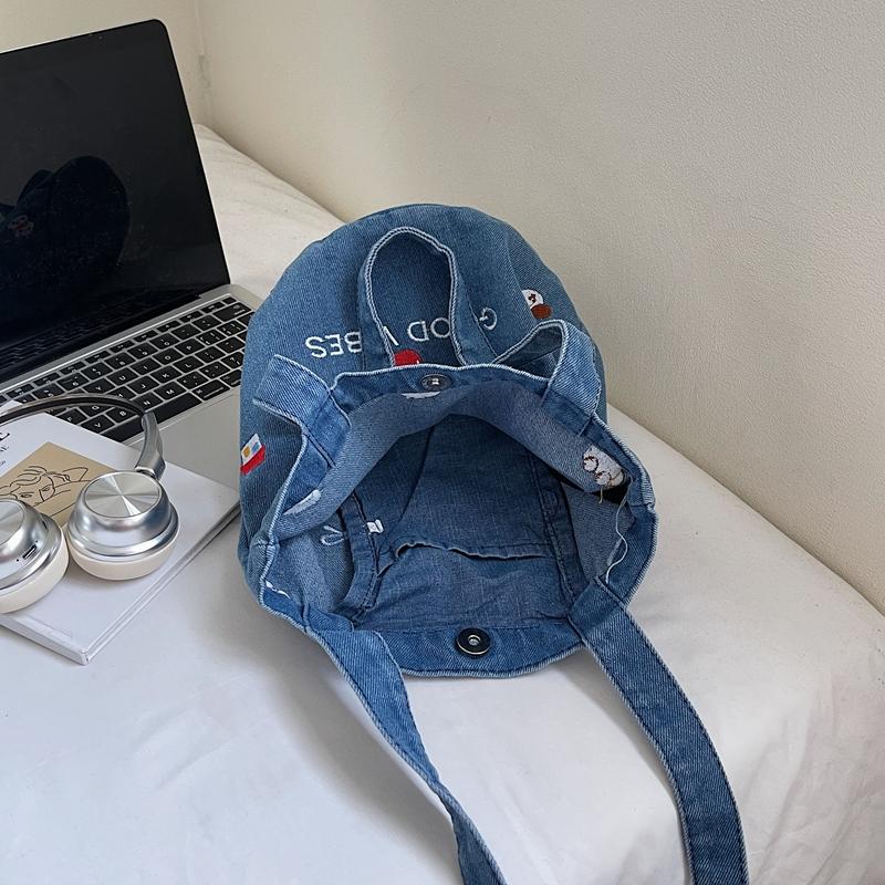 Large Capacity Denim Bag Women Embroidered Handbag Shoulder Bag