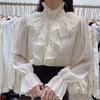 Camicetta con cuciture arricciate primaverili Camicetta da donna con bottoni increspati Colletto allentato Camicia in chiffon da donna Palazzo con maniche lunghe svasate 12946