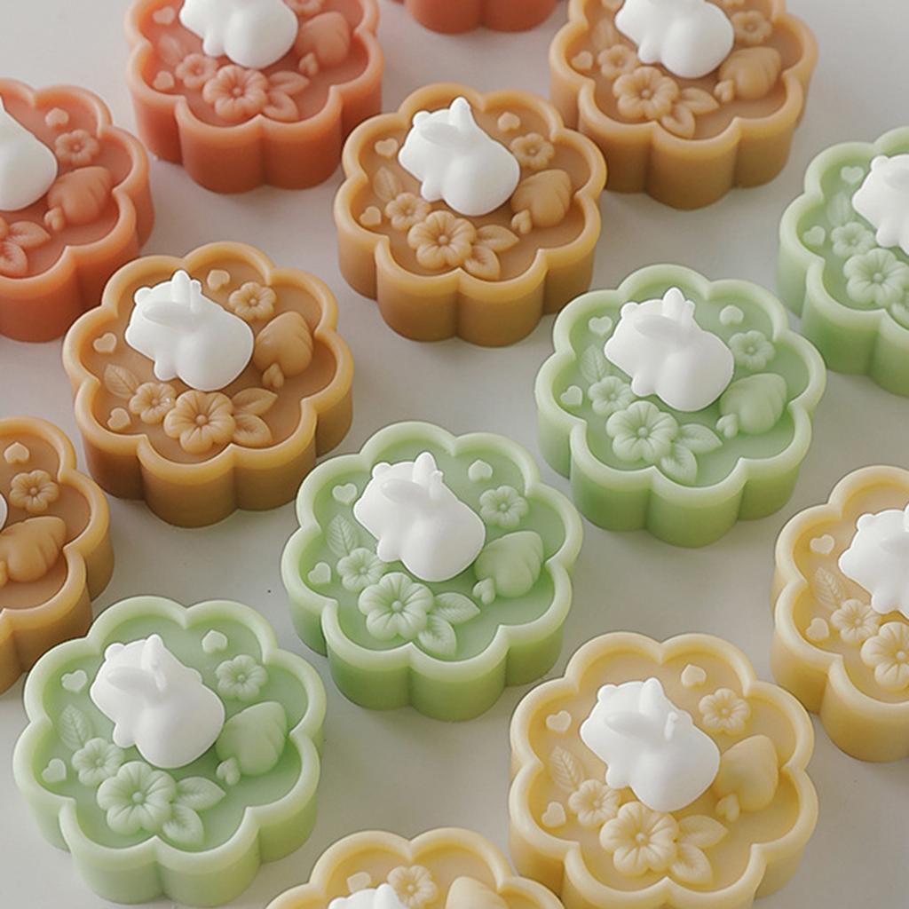 Cute Rabbit Mooncake Shape Scented Candle for Mid Autumn Festival Gift for Relaxation and Celebration Holiday Present