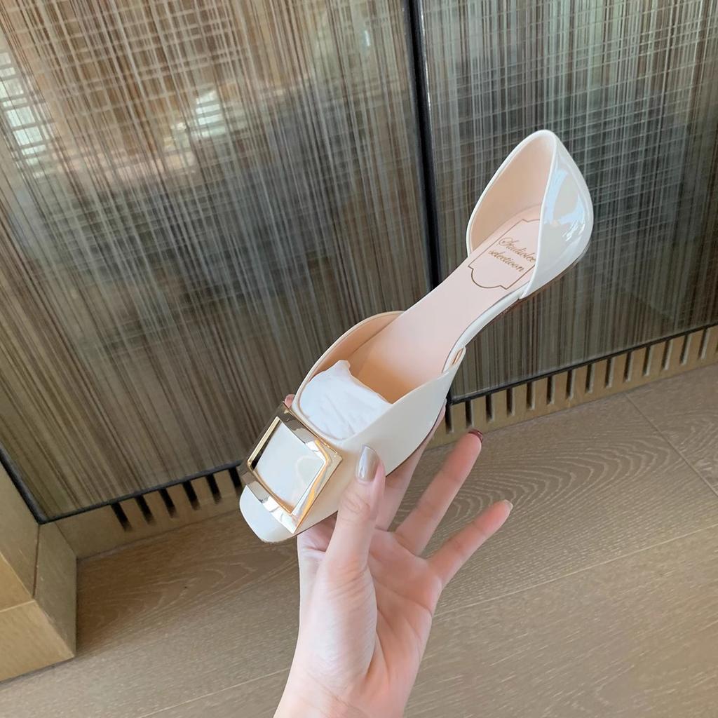 Spot Second Hair! Grape Mother with the Same Classic RV Square Buckle Flat Shoes, Shallow Mouth Small Square Head Commuting Hollow Single Shoes Women