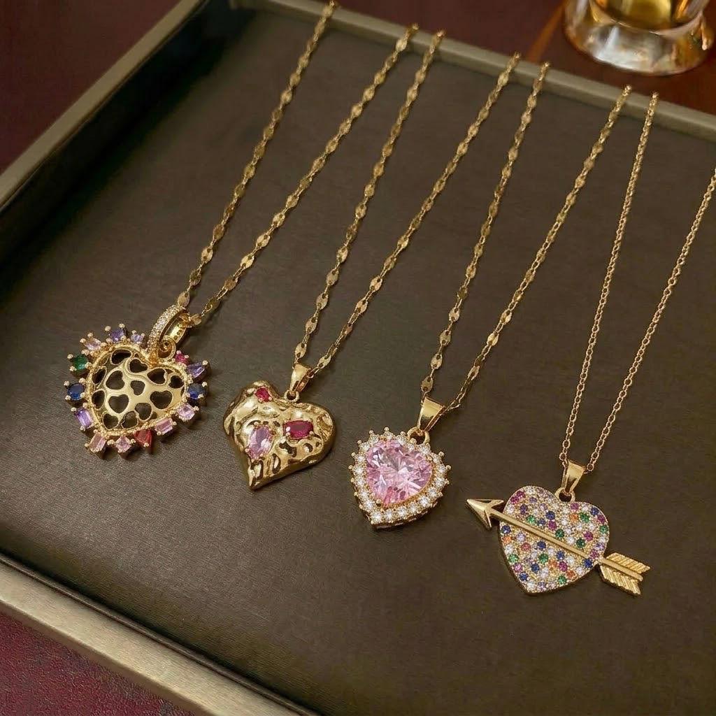 Women's Pink Heart Zircon Pendant Necklace, Japanese Korean Style, Titanium Steel Clavicle Chain