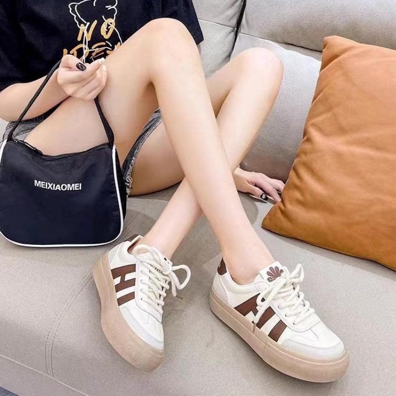 Podzimní a zimní dámská obuv, Dámské tenisky, Bílé tenisky, Nízké tenisky s kulatou špičkou na šněrování, Ležérní obuv