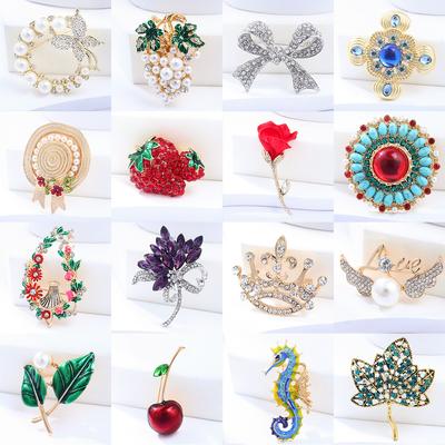 Vintage Fashion Brooch Niche High-End Sense Rhinestone Personalized Alloy Crown Corsage Bow Pin Accessories