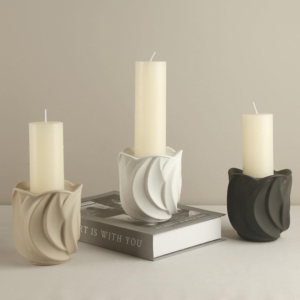 Simple Candle Holder Universal Candle Cup Living Room Dining Table Decoration Ornament Flame European Ceramic Candle Pedestal