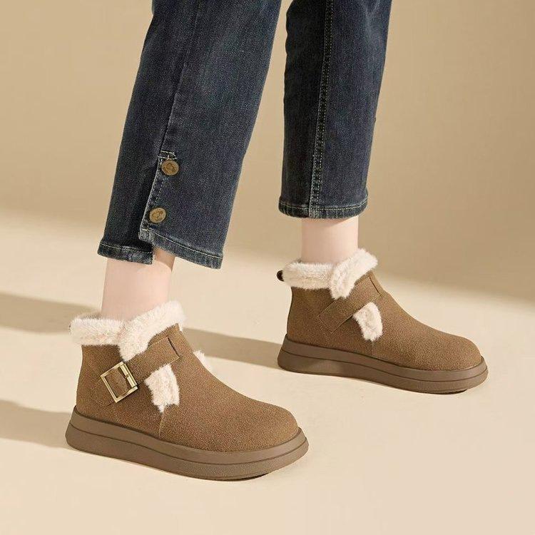 Internet celebrity explosion snow boots women's 2025 winter new velvet warm non-slip northeast one pedal outer short boots