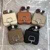 2026 New Leather Women's Bag Palm Pattern Leather D Buckle Honey Hip Curved Bottom Butt Bag, Single Shoulder Oblique Span Bag Cross-border Wholesale