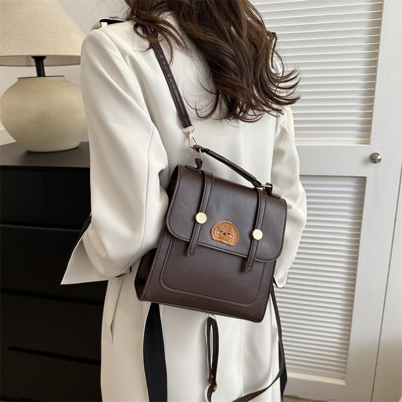 Jarní nová korejská batohová crossbody taška jednoduchá textura pro dojíždění jednoduchá retro ležérní taška