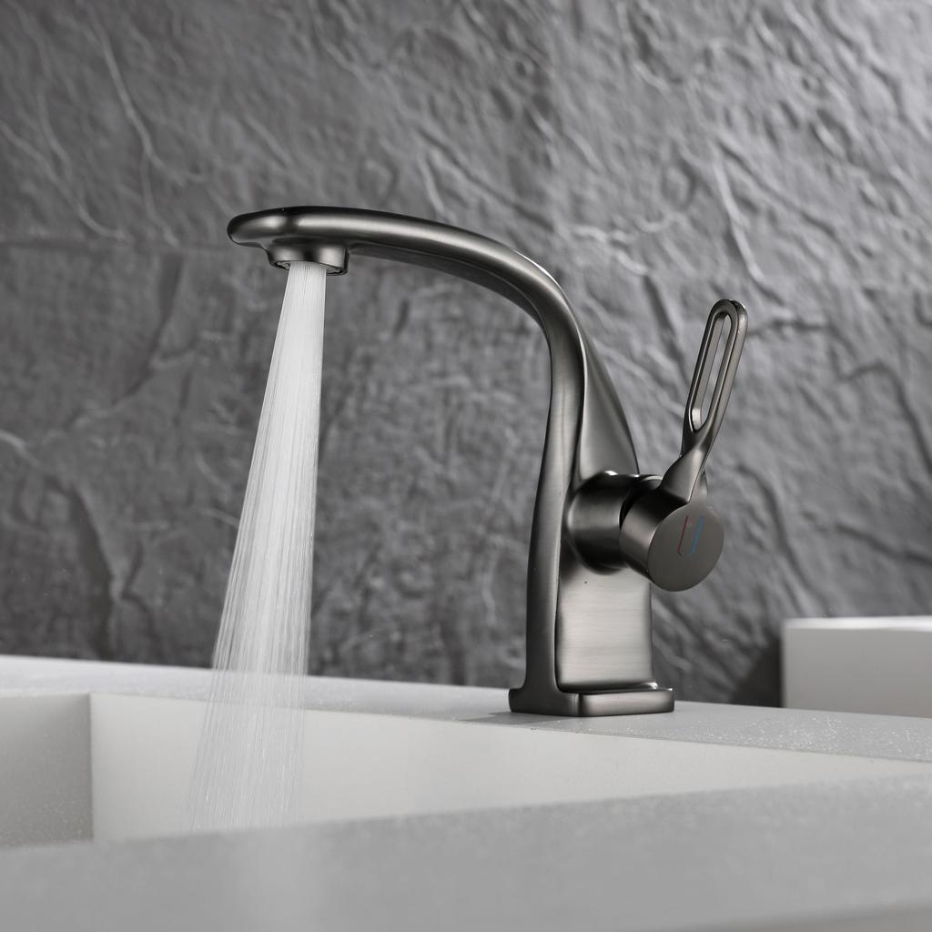 New Basin faucet bathroom Sink faucet hot and cold chrome/grey wash faucet,water tap sink mixer brass single lever sink mixer