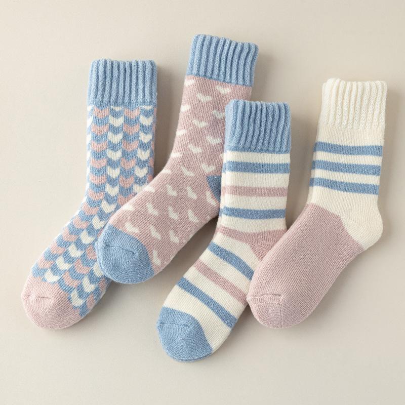 5/10 Pairs Casual Thickened Socks for Women Winter Ultra Thick Fleece Lined Socks Winter Cold Resistant Wool Socks for Women Home Warmth Floor Socks