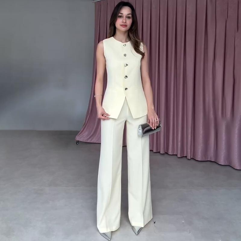 New Women's Sleeveless Solid Color Button Top and Straight Leg Pants Casual Set