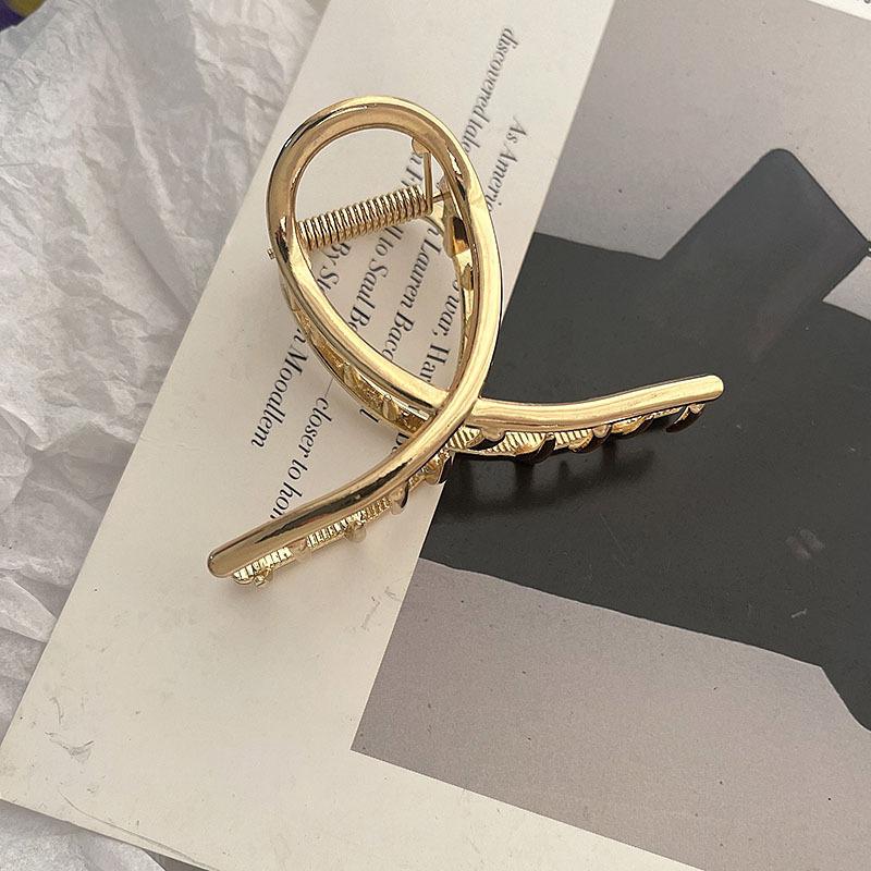 Large Metal Hair Claw Clip Fish Bone Irregular Hairpins Punk Style Silver Hair Claws Barrettes Women HairClips Hair Accessories