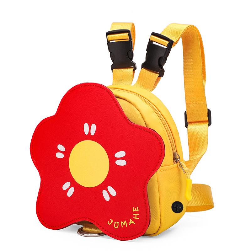 Pet bag, pet self-backpack, dog bag, dog going out to walk the dog, snack bag, mini bag, can be hung with a leash.