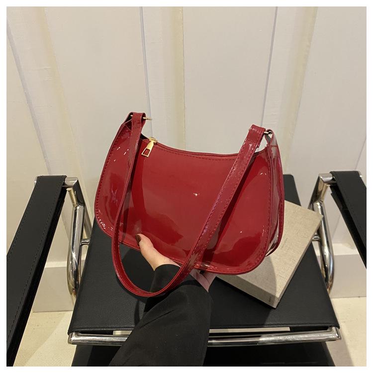 Women's 2024 Patent Leather Minimalist Shoulder Bag – Solid Color, Versatile, Fashionable, Casual Underarm Style