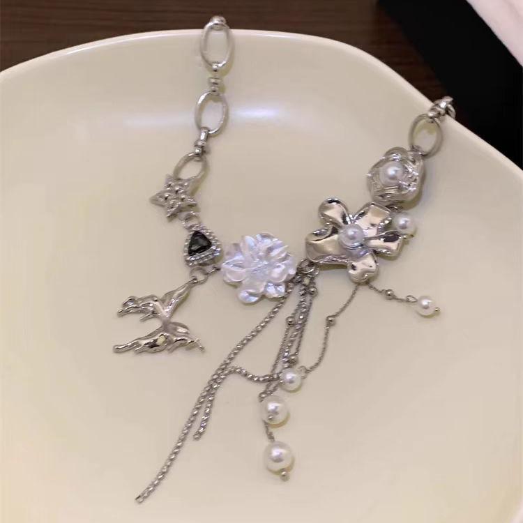 Pearl tassel flower necklace new popular temperament collarbone chain female choker neck chain accessories