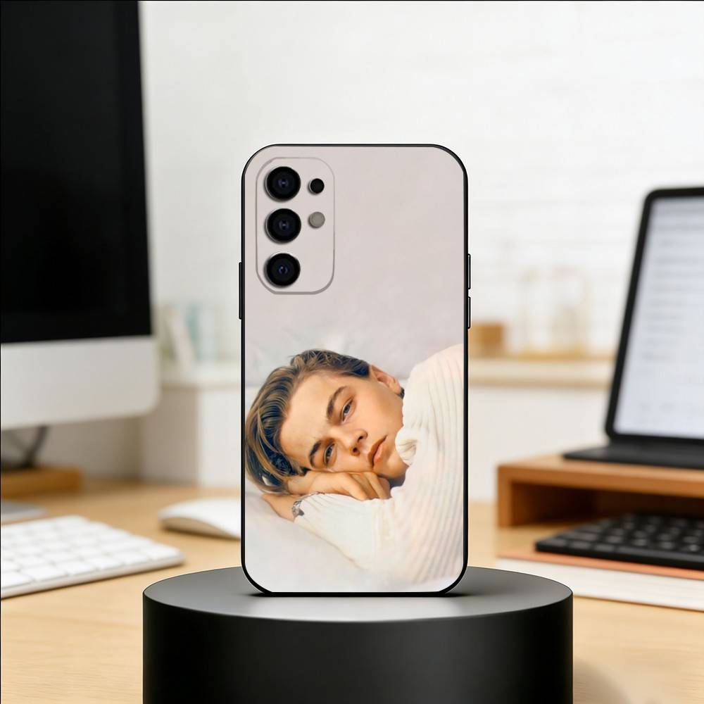 Leonardo DiCaprio Phone Case Black Silicone Soft For Samsung S25,S24,S21,S22,S23,S30,Ultra,S20,Plus,Fe,Lite