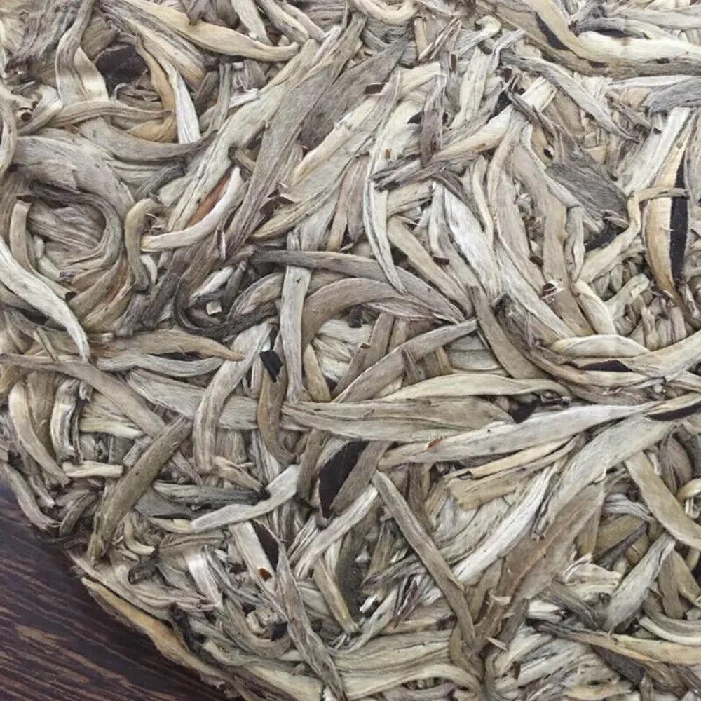 Nový přírodní bio čaj Bai Hao Yin Zhen Pekoe stříbrná jehla bílý čajový dort 300g