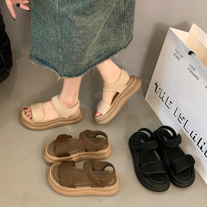Platform sandals women's new summer sports soft-soled work versatile, not tired feet non-slip beach shoes