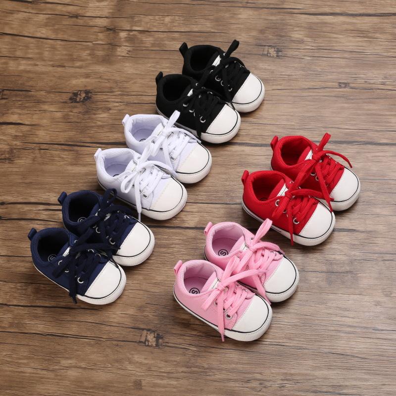 Scarpe Primi Passi per Neonati e Bambini Piccoli Suola Morbida Leggere Scarpe da Ginnastica per Neonati per Bambini e Bambine di 3 6 12 Mesi Tessuto Traspirante Calzature Casual