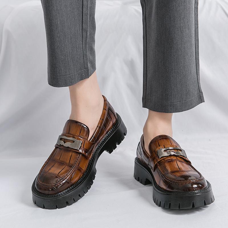 Fashion Fashion Leather Men Footwear Slip On Quality Office Formal Shoes Wedding Party Men Dress Shoes Breath Driving Lazy Loafers Shoes