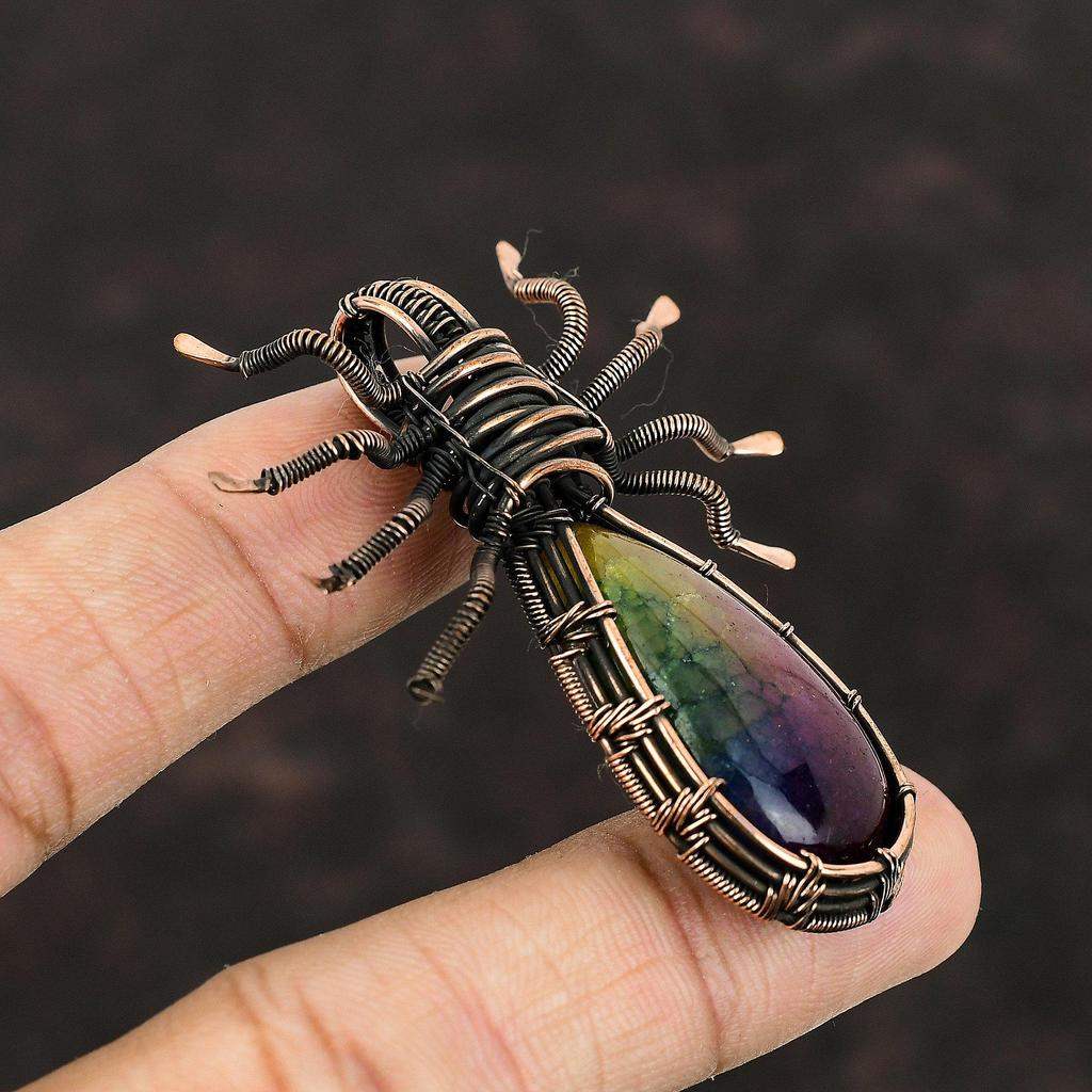 Regenbogen Solarquarz Druzy Anhänger Kupferdraht umwickelter Anhänger Handgefertigter Kupferschmuck Spinnenanhänger Zum Verschenken Edelsteinanhänger Für Sie