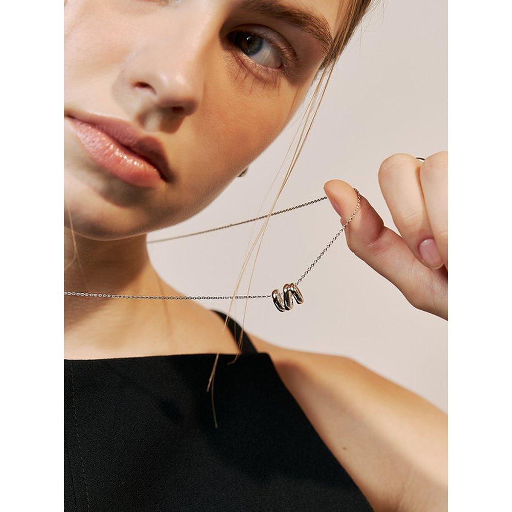 Bold Lilies Pendant Necklace
