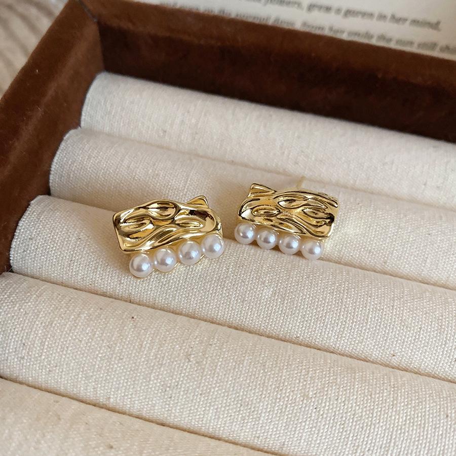 Прямоугольные плиссированные жемчужные серьги-гвоздики Французский ретро темперамент серьги легкая роскошь повседневные универсальные серьги