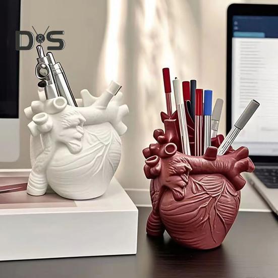 Kleiner Stifthalter in Form eines menschlichen Herzorgans, realistisches 3D-Herzanatomiemodell, Schreibtisch-Aufbewahrungs-Organizer für Make-up-Pinsel und Stifte
