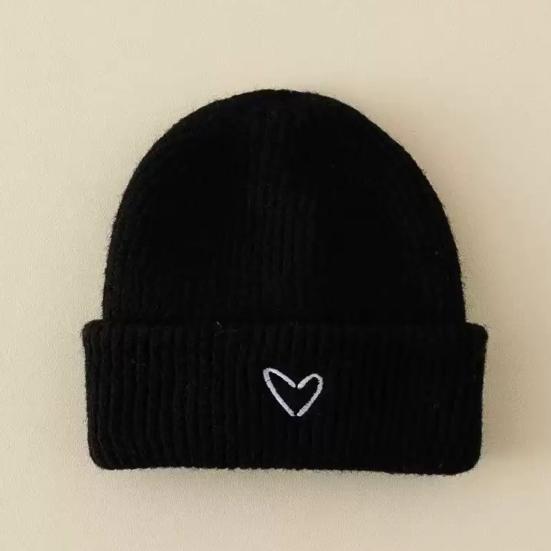 2Pcs/Set Kids Hat Scarf Set Solid Color Heart Pattern Thickened Warm Knitting Hat Long Scarf Set Elastic Fit Winter Wear