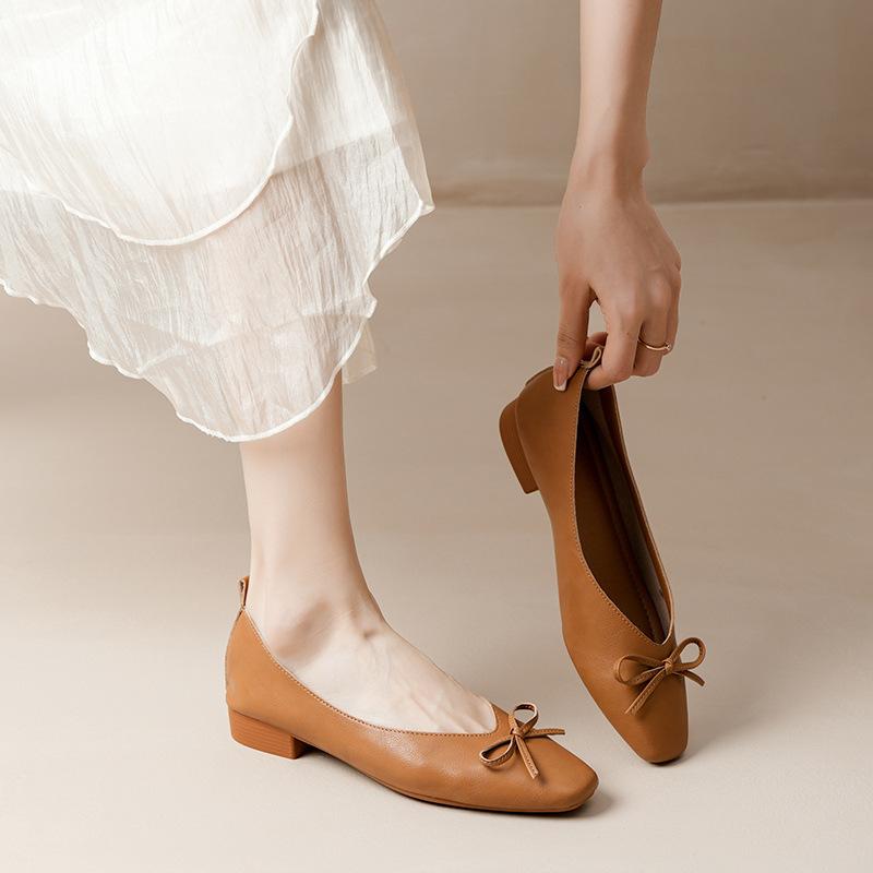 Leather V-mouth single shoes women's thick heel square head soft leather soft sole not tired foot bow retro commuter shallow mouth Mary Jane