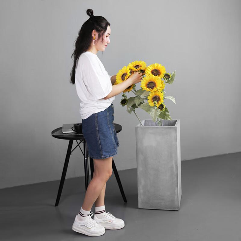 Lieve Large Square Concrete Garden Planter