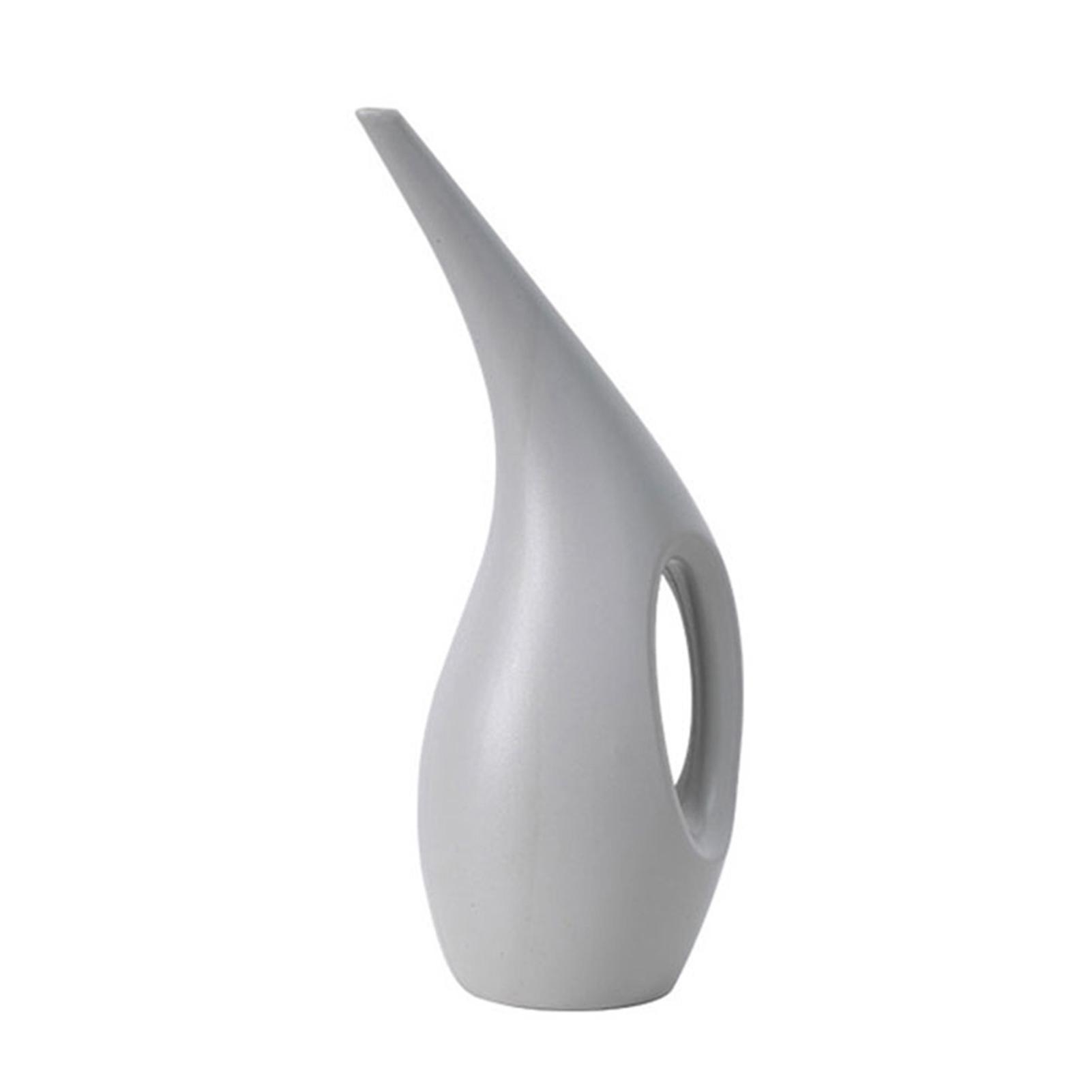 

Plastic Long Mouth Flower Watering Can Even And Smooth Water Outflow Non-slip, More Convenient To Use светло-серый