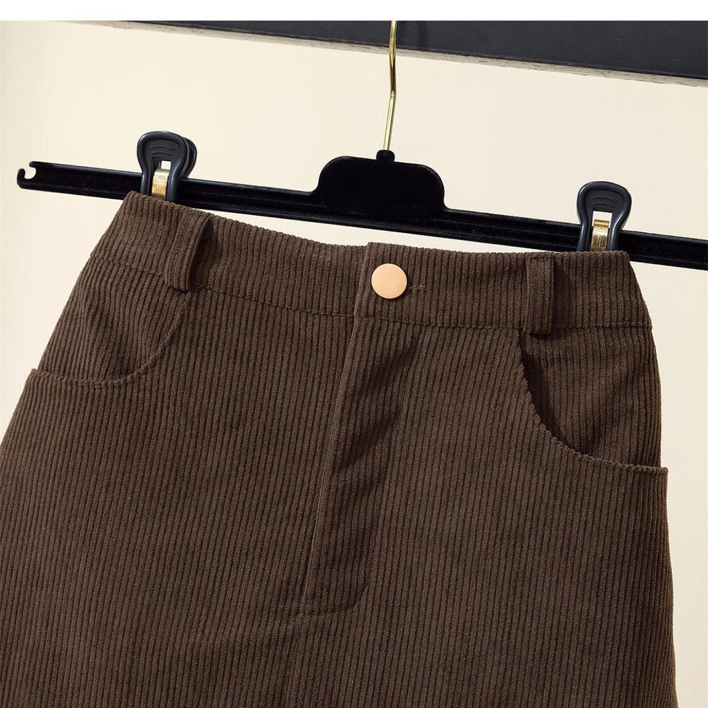 2026 Autumn/Winter Corduroy A-line High Waist Slimming Skirt – Fashionable Hip-hugging Design