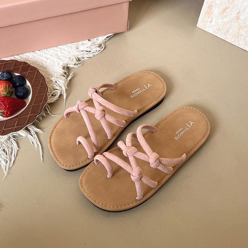 

1688 one-word slippers women wear summer new golden casual simple versatile flat-bottomed beach slippers 42