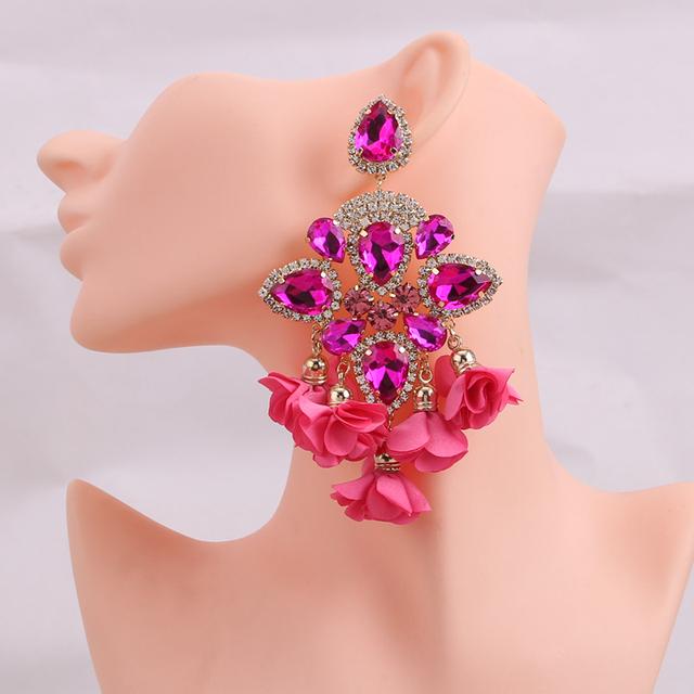 Aretes De Mujer Modernos Módní náušnice kapkové náušnice pro ženy Květinový střapec Náušnice Svatební Brincos šperky Dívka Dárky