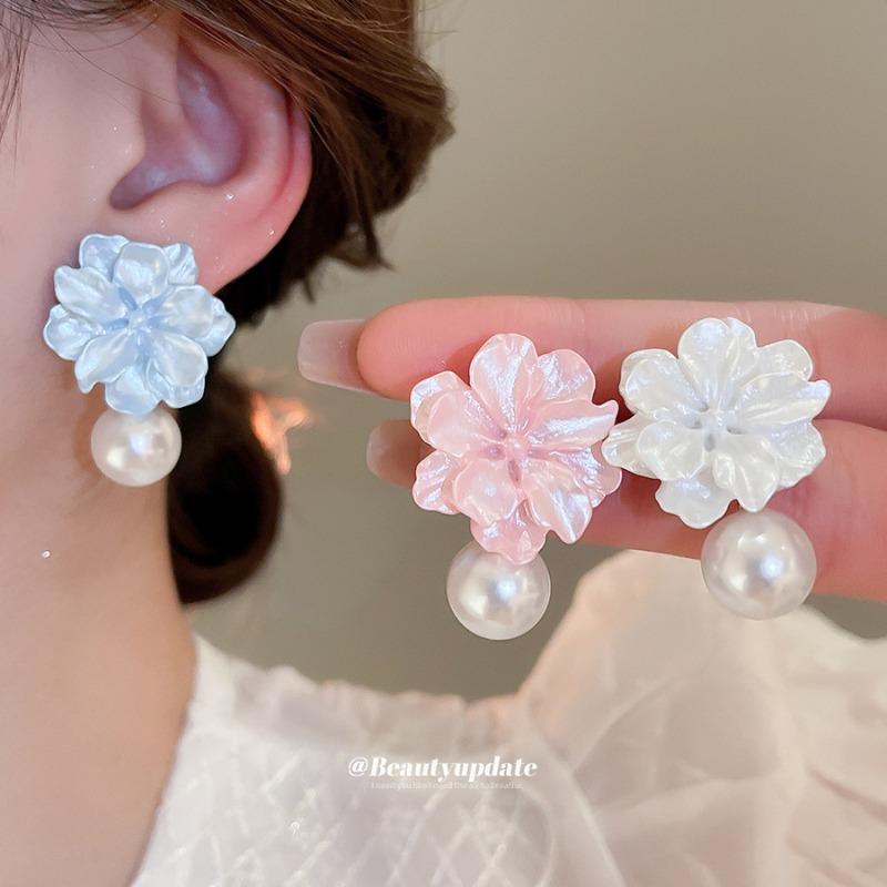 Silver Needle Resin Flower Pearl Pendant Earrings Small Fresh Light Luxury Premium Earrings Sweet Design Earrings Women