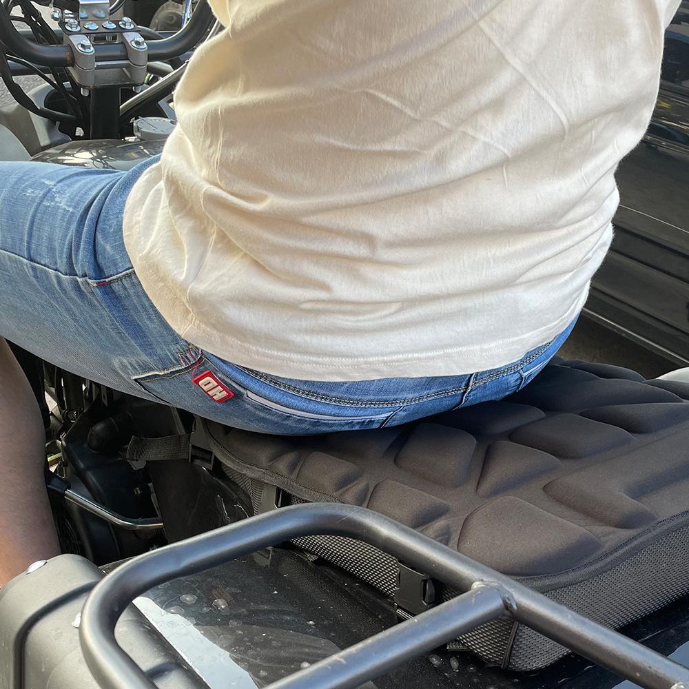 Motorcycle Seat Cushion, Sun Proof and Breathable, Common Seat Cushion Cover for Off-road Vehicles of All-terrain Vehicle In Summer