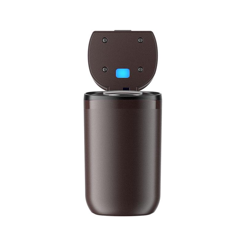 High-End Metal Car Ashtray with Lid: Anti-Drop Ornament for Car Interior