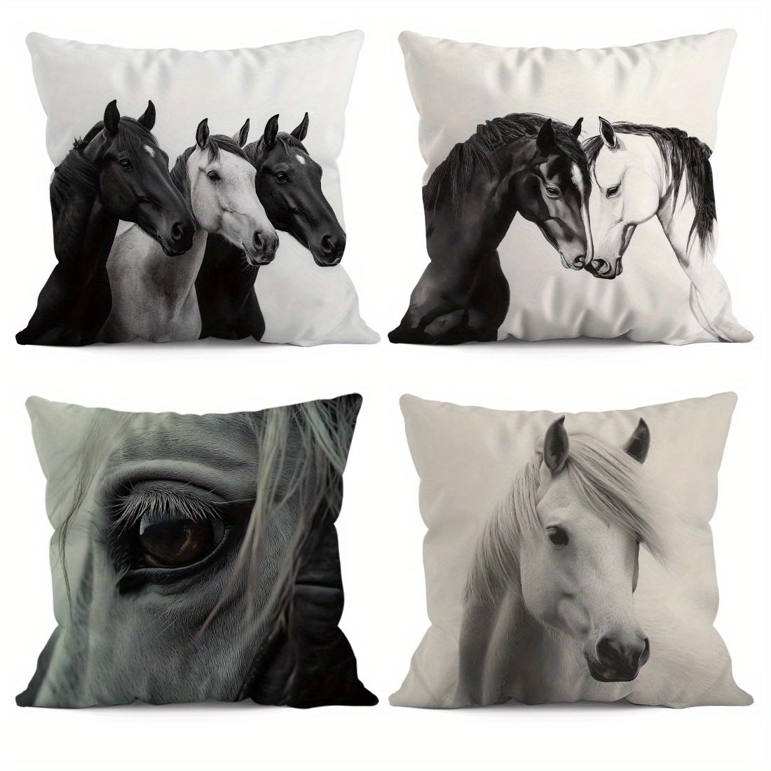 Housse de coussin à impression numérique sur le thème du cheval noir et blanc Peluche courte Convient aux salons chambres à coucher canapés housse de coussin d'appoint 50x50cm
