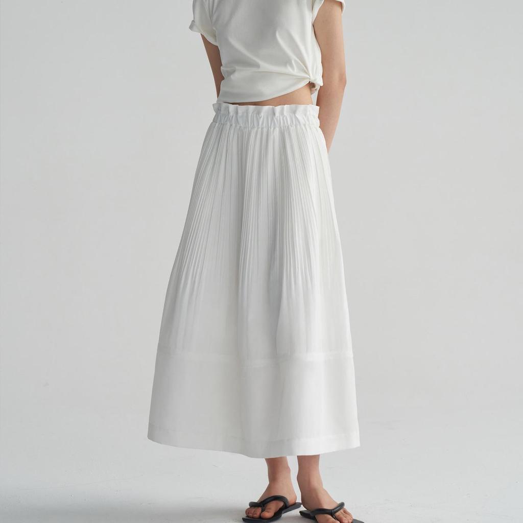 Women's White Pleated Midi Skirt - Minimalist A-line Style with Elastic Waist