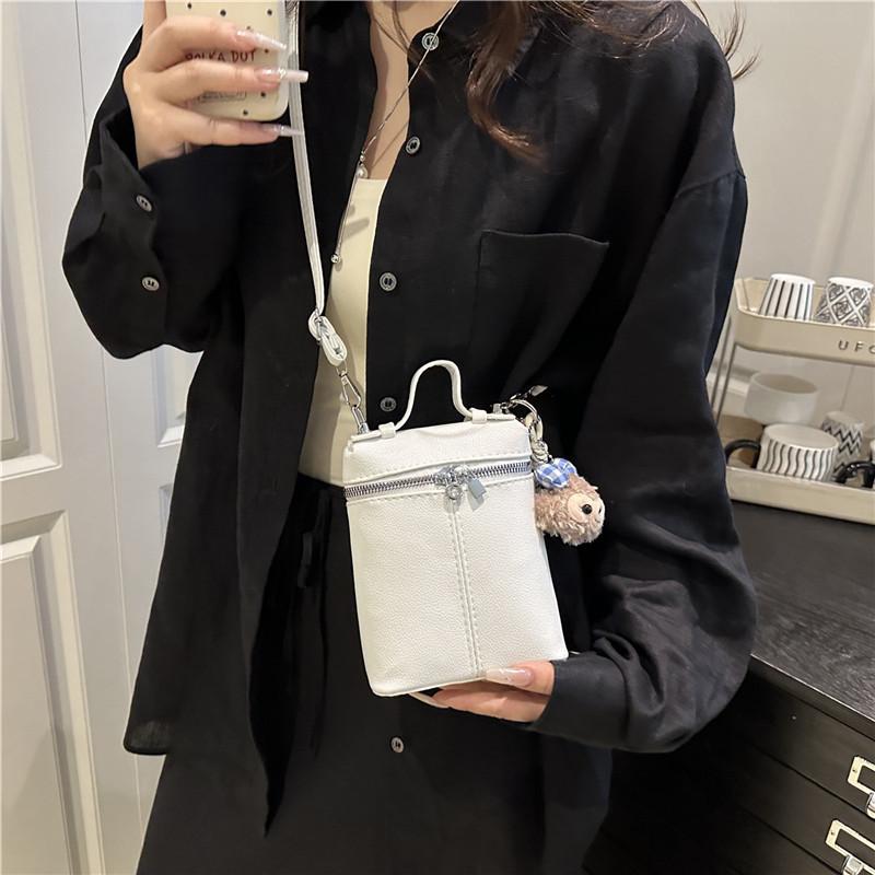 Exquisite Mini Bag Women's 2025 New Messenger Bag Summer Popular Mobile Phone Bag Small Bag Portable Shoulder