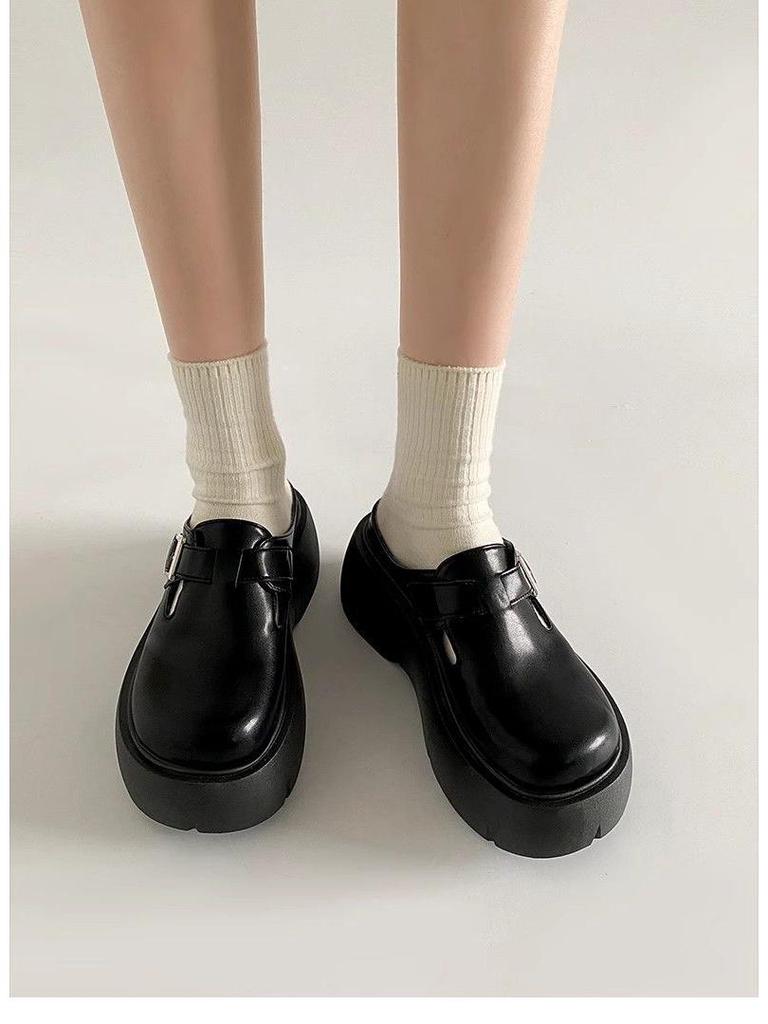 2024 Stylish French-Designed Thick-Sole Slip-On Half Slippers for Outdoor Wear