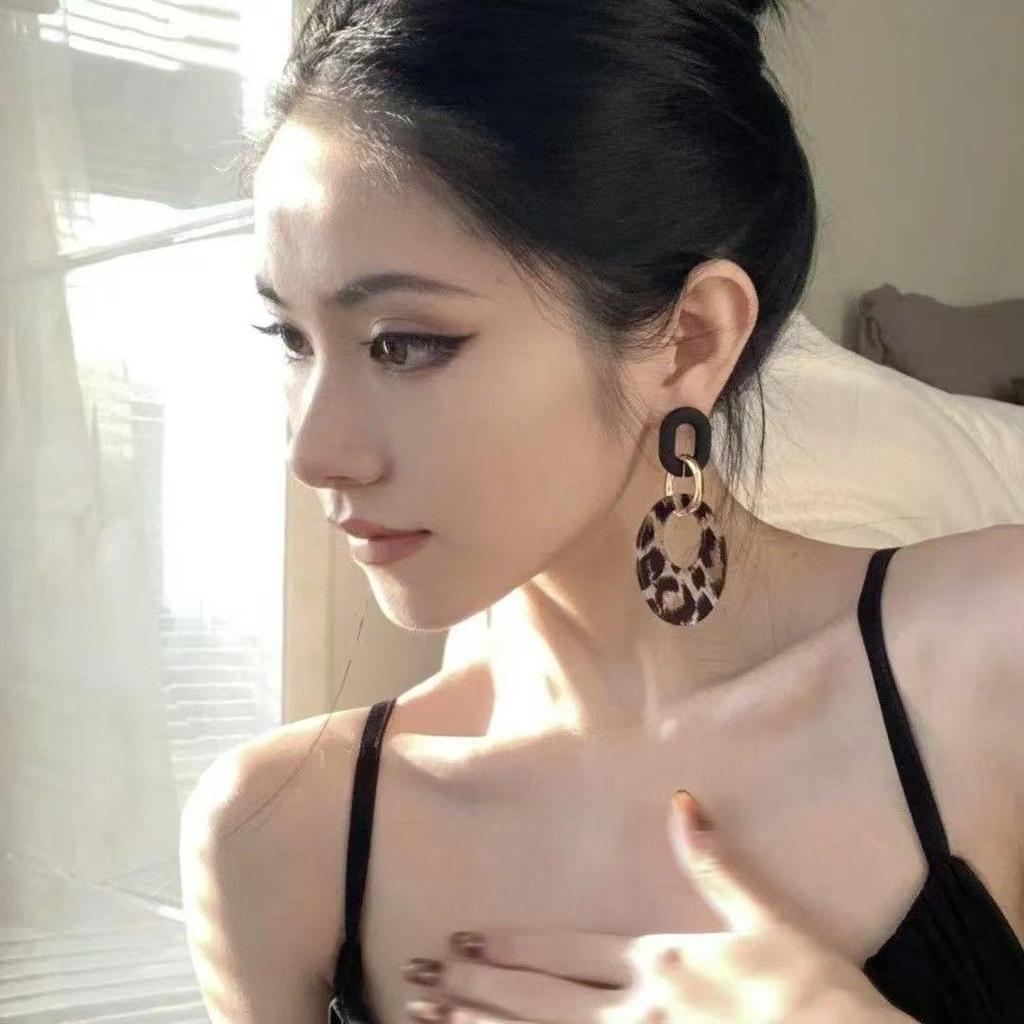 2025 Luxe Leopard Print Drop Earrings: High-End, Trendy Autumn/Winter Fashion