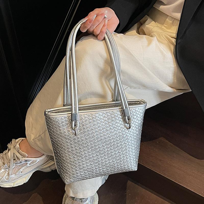 Woven pattern big bag women's spring 2025 new high-end texture large-capacity shoulder bag solid color simple tote bag