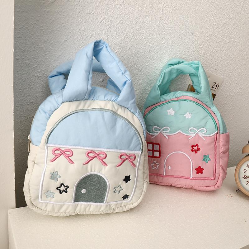 Polyester Cartoon Embroidered Cosmetic Bag With Zipper Closure For Daily Use