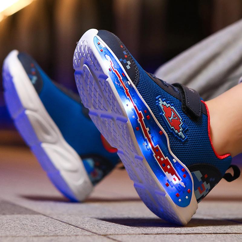 Αθλητικά Παπούτσια Luminous Mesh για Αγόρια με Φωτεινή Λειτουργία Τεσσάρων Κατευθύνσεων, Επαναφορτιζόμενα, με Στυλ Pixel & Λουράκι Velcro