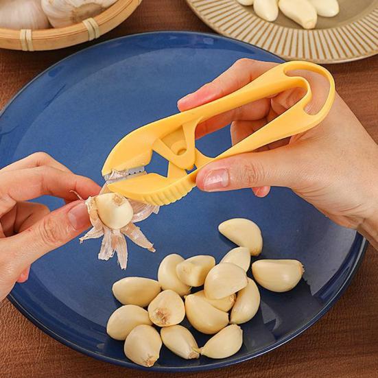 3Pcs Portable Garlic Peeler Ergonomic Garlic Tweezers Manual Garlic Skin Remover Clips Garlic Peeling Tool for Quick Meal Prep Outdoor Cooking
