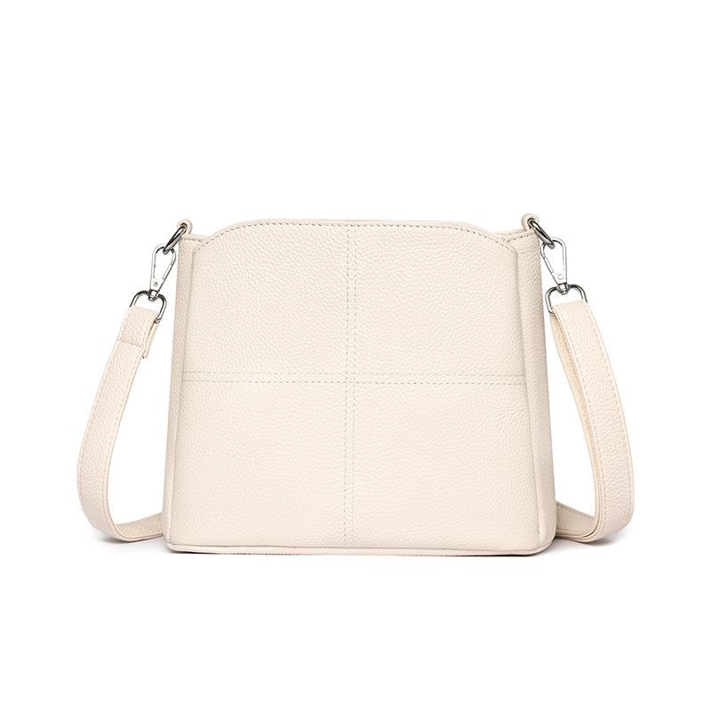 The first layer of cowhide messenger bag women's new fashionable versatile large-capacity shoulder bag real cowhide women's bag